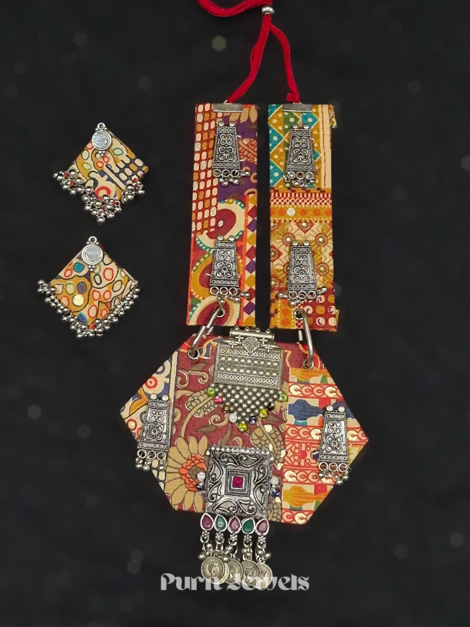 Handwoven oxidised necklace front view