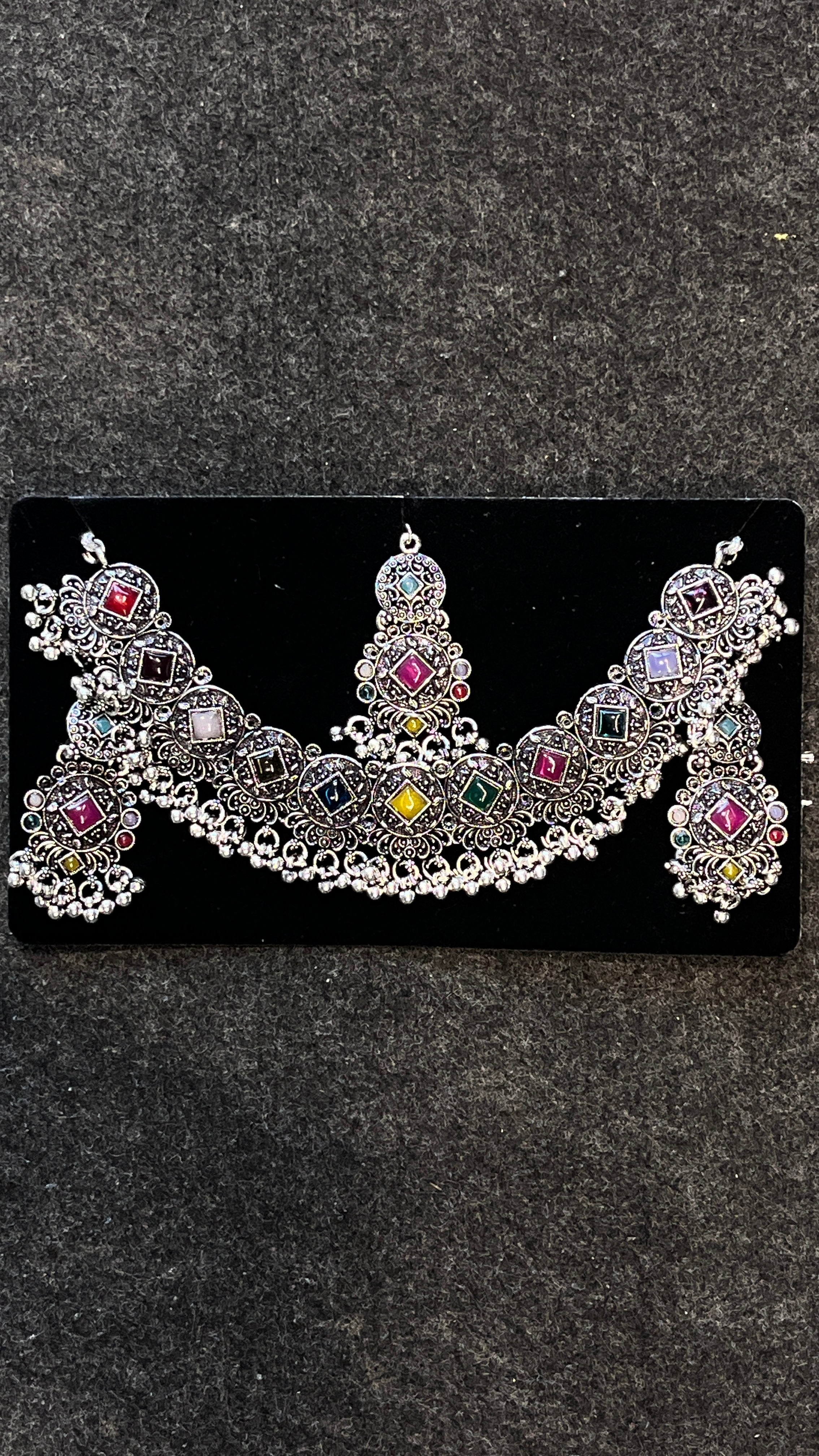 Myra Navratri Diva Imitation Jewellery Set – Gujarati Folk Collection